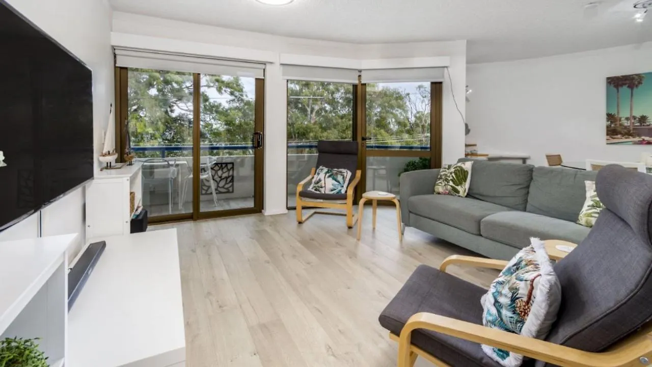Holiday home Executive Unit In The Treetops Bongaree